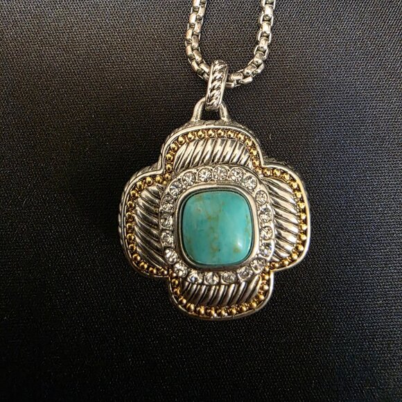 four leaf clover necklace turquoise two tone rhodium setting with cubic zirconia - Picture 3 of 8